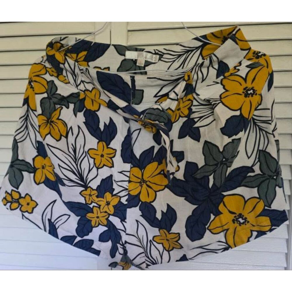 J.O.A. Los Angeles Women’s High-Waisted Floral Shorts L Lightweight Summer Style